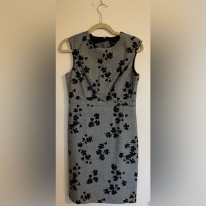 Ann Taylor Dress *2P* Black and White with Floral Design NWT
